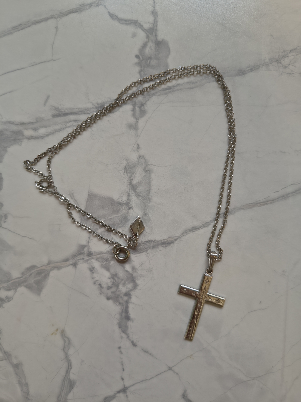 Vingage Sarah Coventry Silver Cross Pendant Necklace